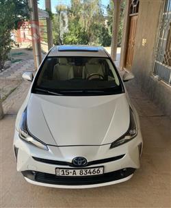 تۆیۆتا پریوس